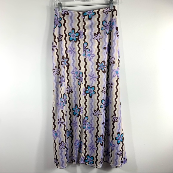 Renee Lauren New York Vintage Y2K Swirly Flower Maxi Skirt - Picture 7 of 12